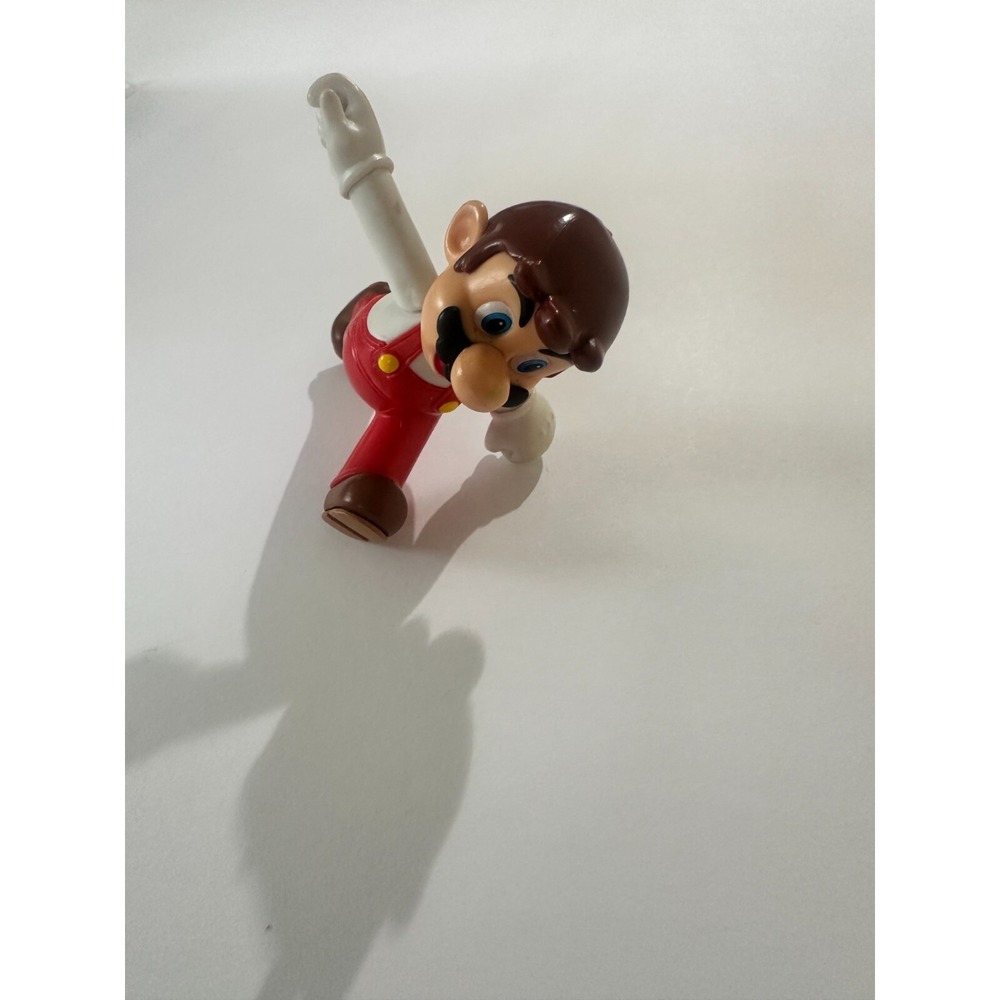 Jakks Pacific 86735 World of Nintendo 2.5" Super Mario Mini-Figure cake topper